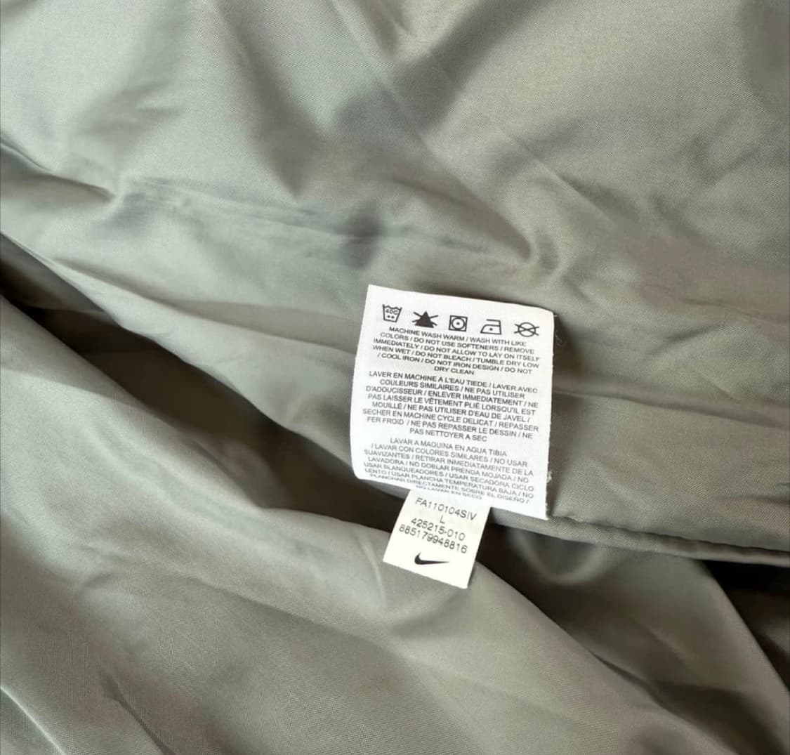 나이키 고프코어 경량패딩 블랙/그레이 A급 m/L 상품이미지5