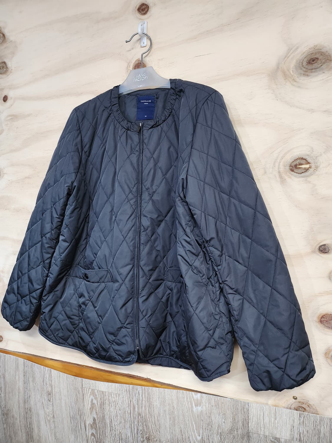 378) 샤트렌 경량패딩 상품이미지3