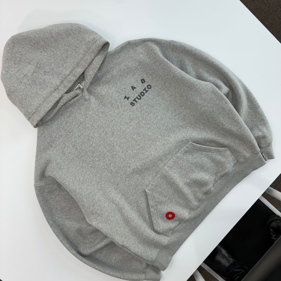 IAB studio  아이앱 스튜디오 x 현대 모비스 빅로고 후드티 상품이미지2