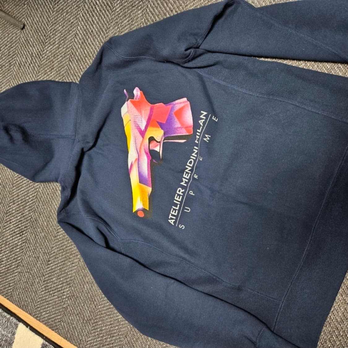 슈프림 멘디니 건 후드 네이비 상품이미지3