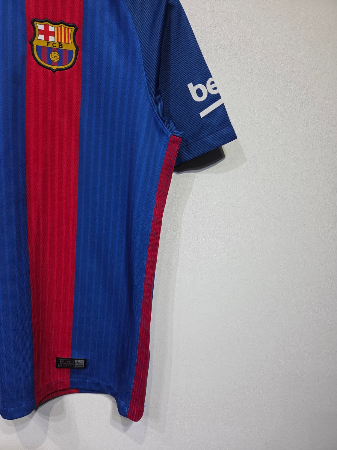 나이키 FC 바르셀로나 노마킹 16-17 홈 유니폼 상품이미지4