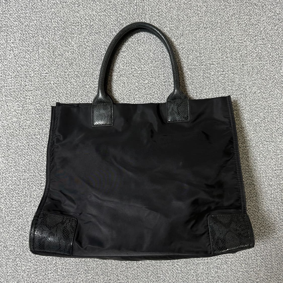 토리버치 엘라 스네이크 토트백 상품이미지7