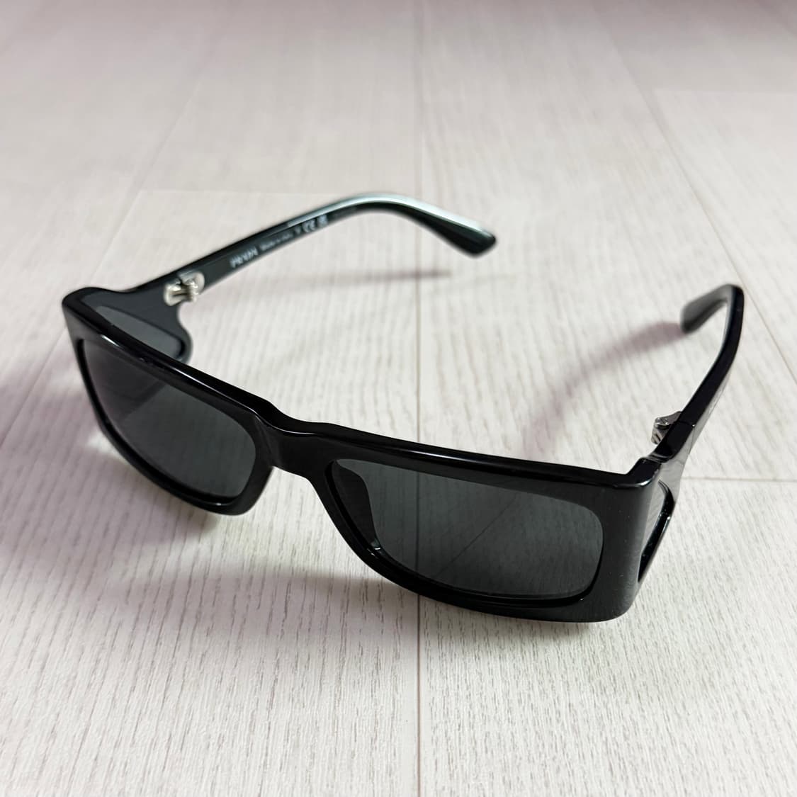 프라다 스퀘어 프레임 선글라스 상품이미지2