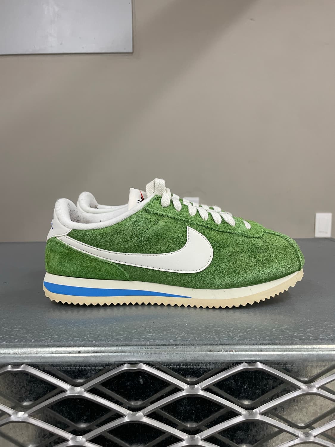 나이키 코르테즈 스웨이드 그린 240 상품이미지4