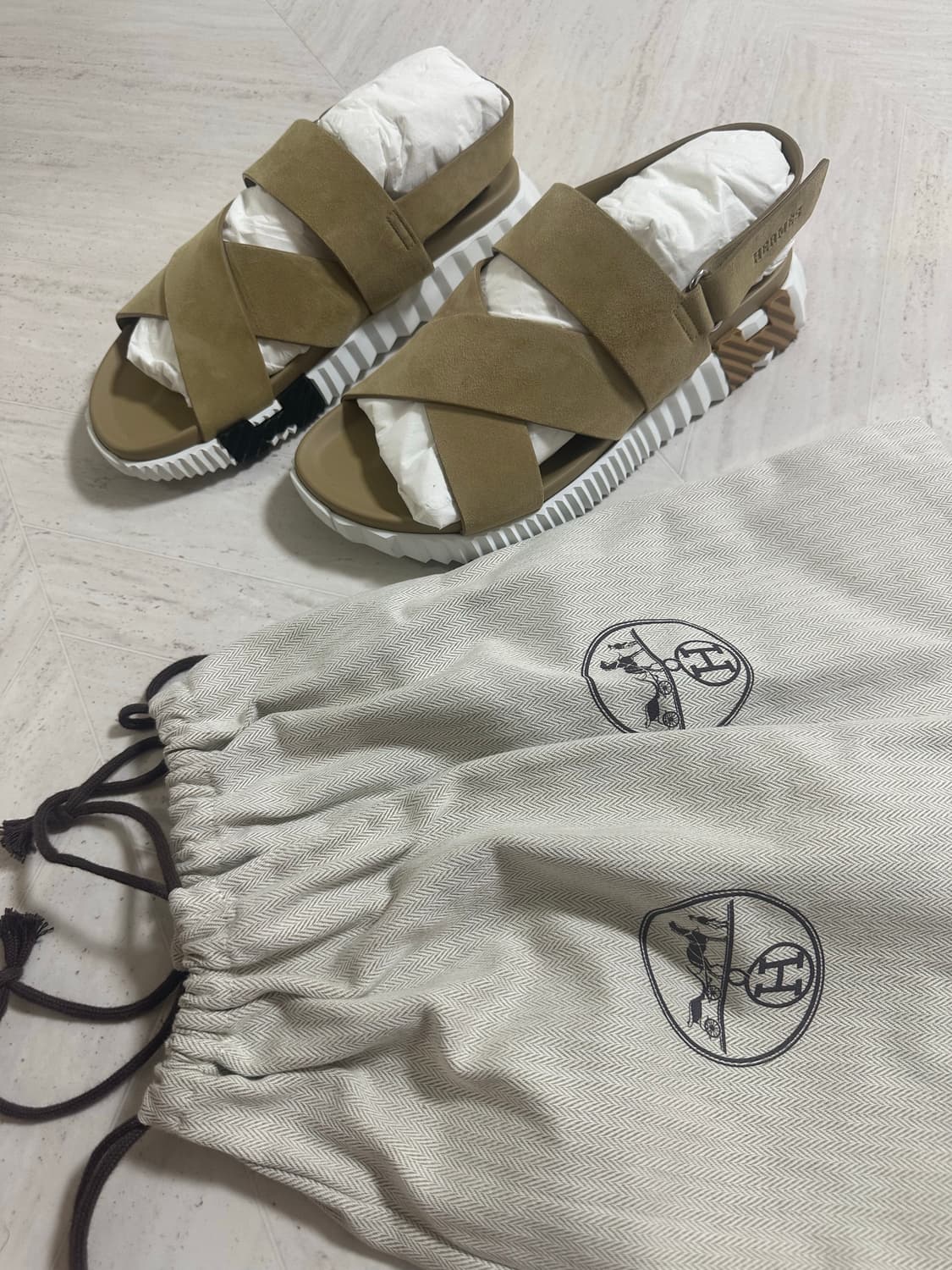 [42] 에르메스 일렉트릭 샌들 스웨이드 고트스킨& 베쥬 알바트르 상품이미지7