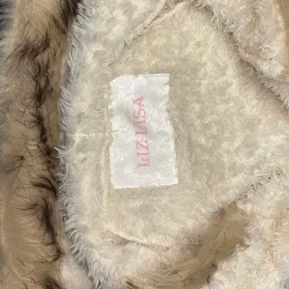 리즈리사 울프죠 퍼 케이프 상품이미지2