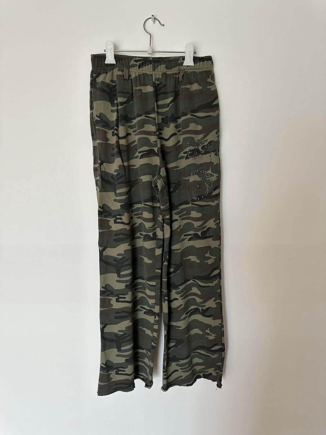 seo 에스이오 카모플라쥬 스터드 스웨트 팬츠 상품이미지1