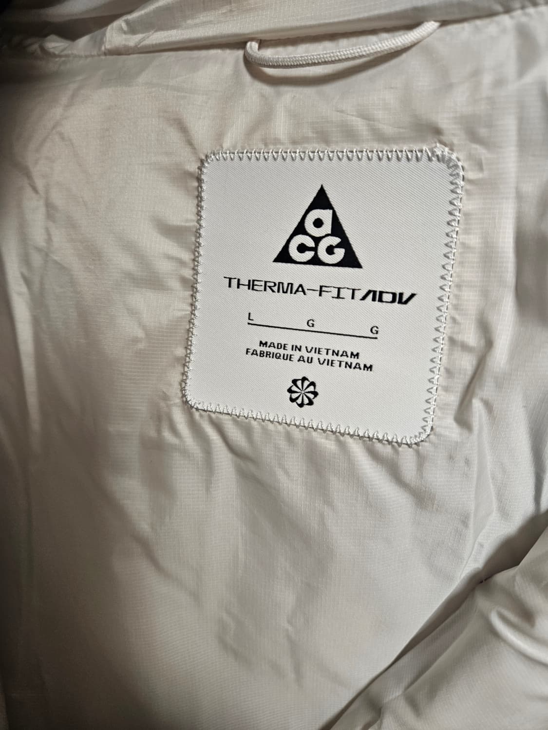 [L] 새 상품 _나이키 루나 레이크 패딩 ACG 패딩 써마핏 후드 상품이미지2