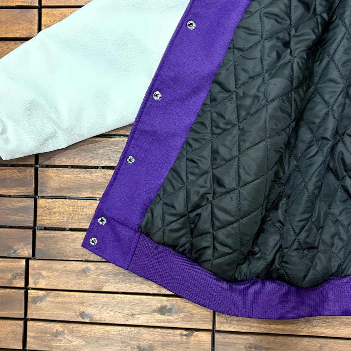 마켓 컬리 10주년 바시티 자켓 (L) 상품이미지4