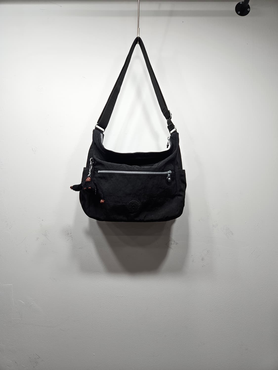 키플링(KIPLING) 크로스백 블랙 상품이미지1