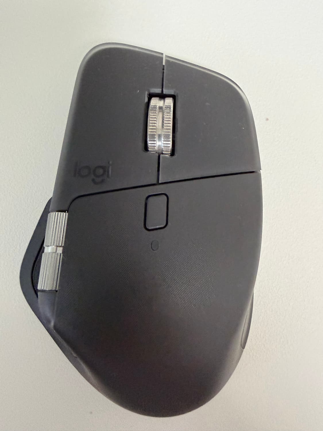 로지텍 MX Master 4 상품이미지1