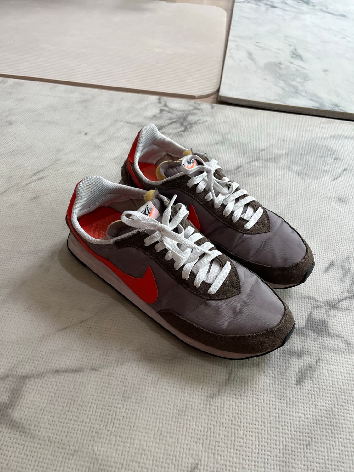 나이키 와플 트레이너 2 문 파슬 팀 오렌지 280mm 상품이미지1