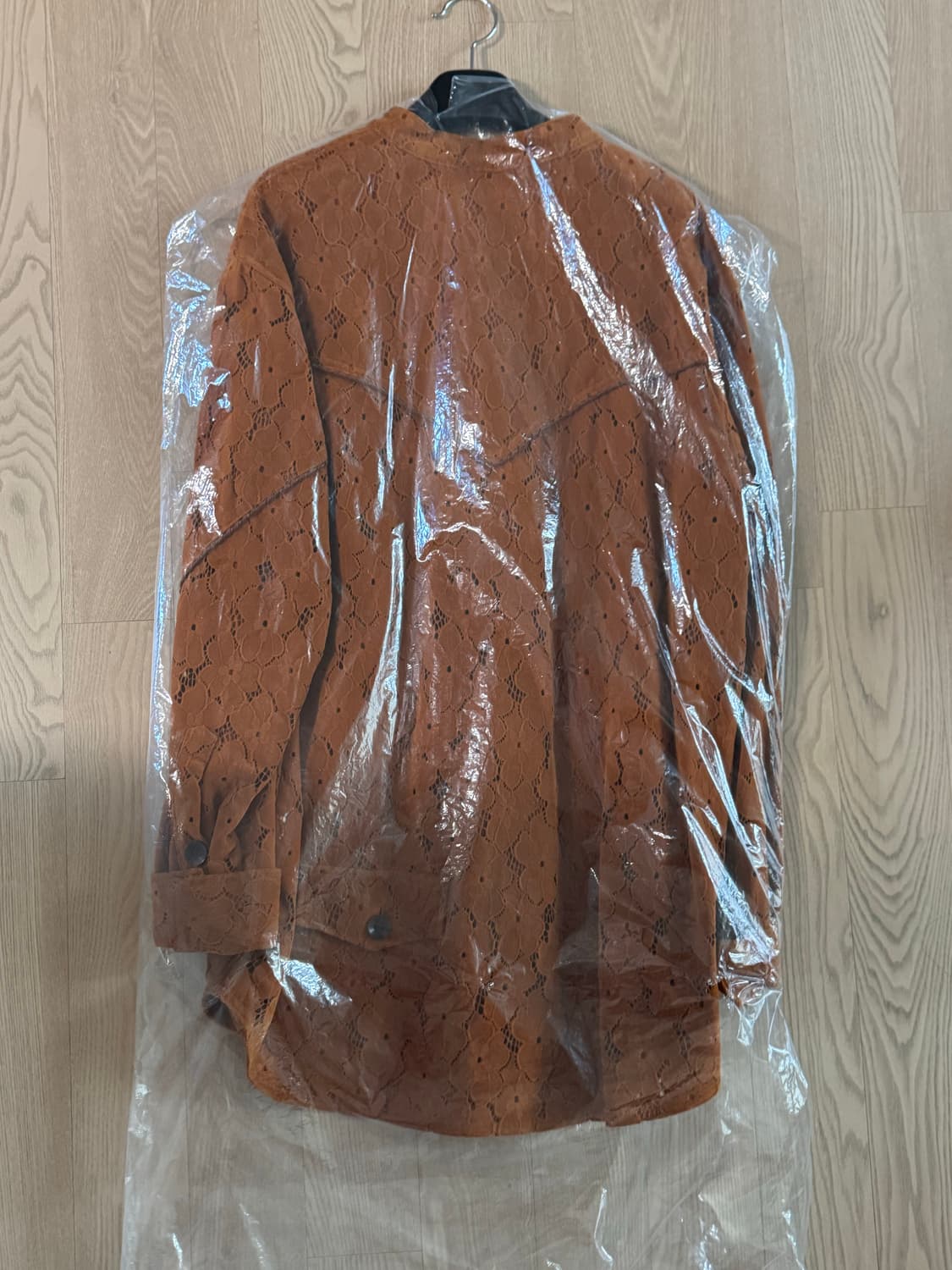 앤더슨벨 스웨이드 레이스 셔츠자켓 상품이미지3