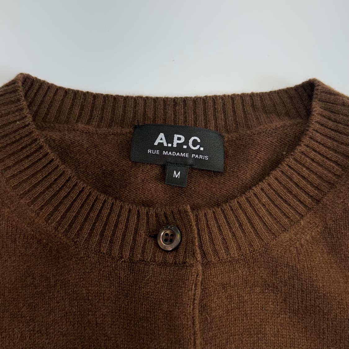 A.P.C 아페쎄 브라운 니트 가디건 상품이미지5