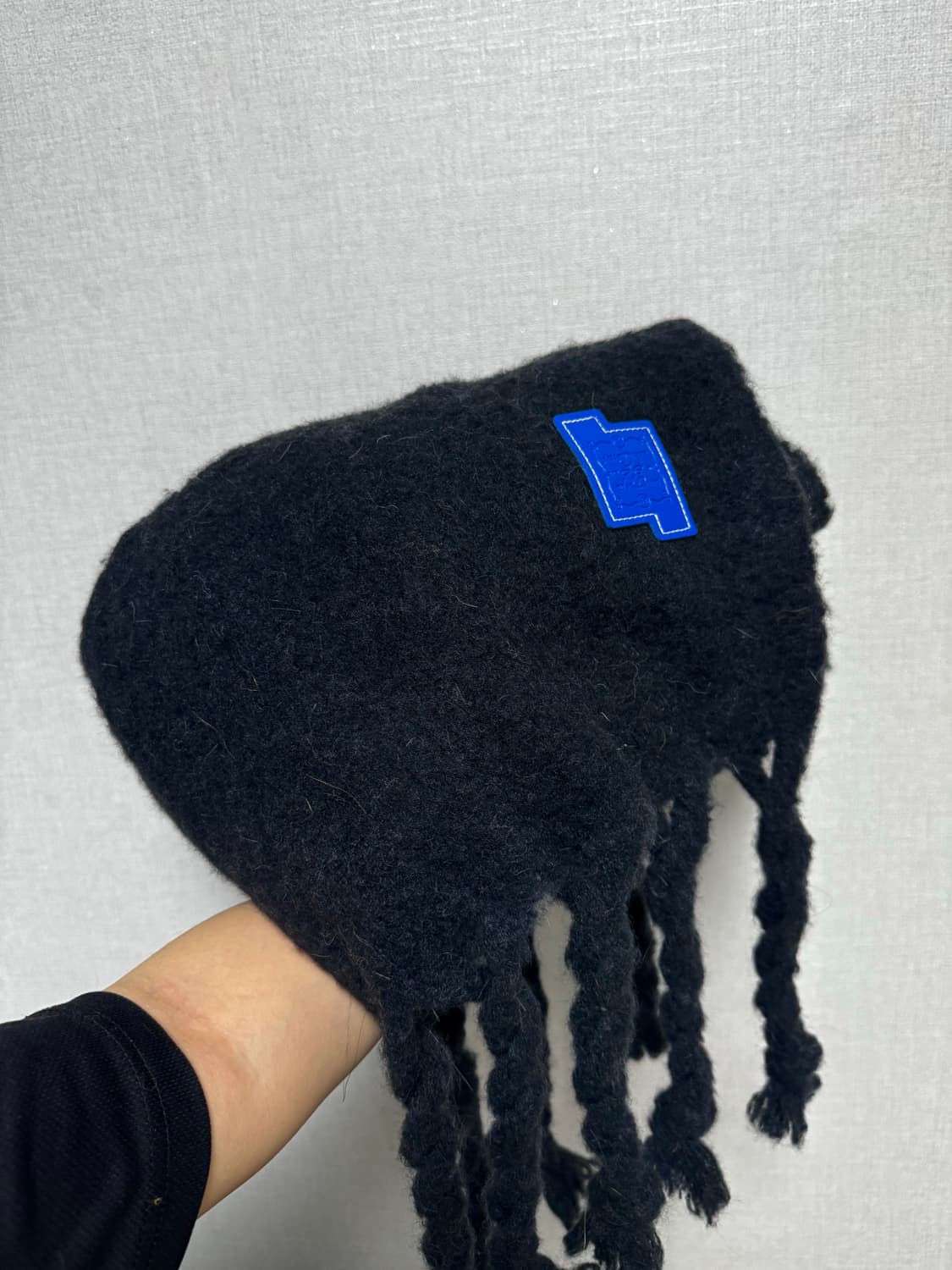 아더에러 머플러 판매합니다 상품이미지1