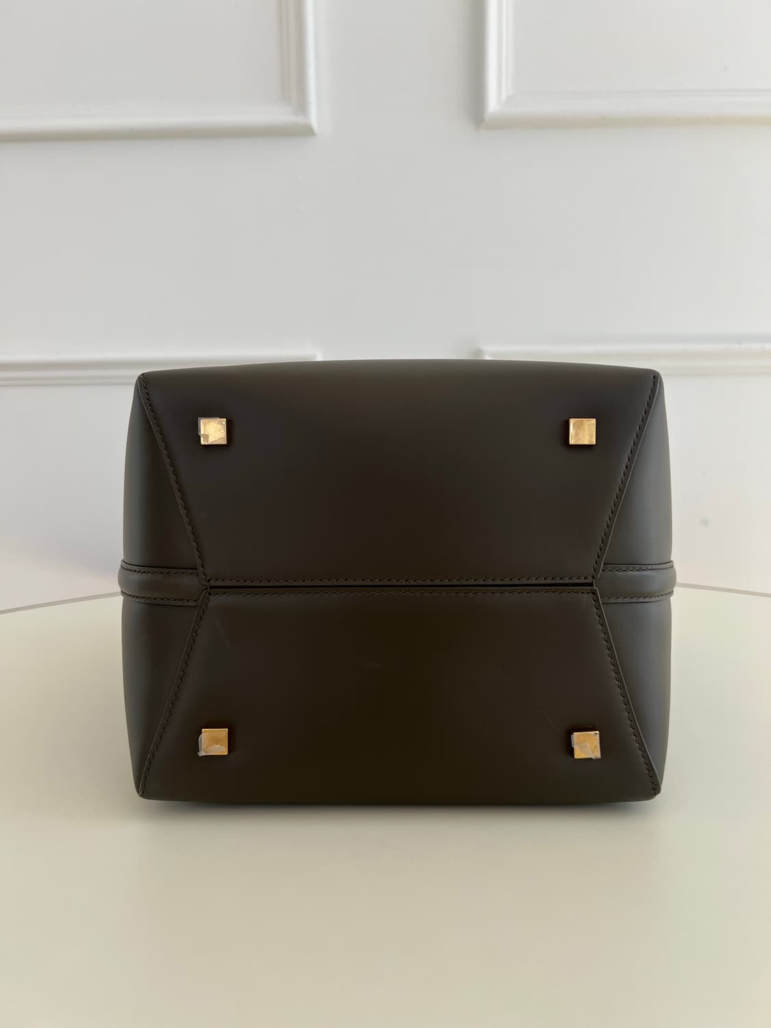 [미사용] 생로랑 LE 37 버킷백 딥 머스크 상품이미지6