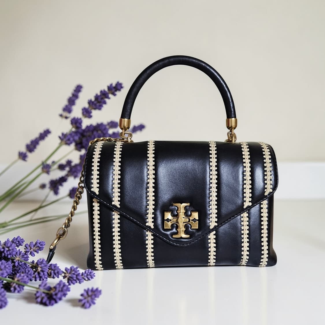 가격인하 ㅣ토리버치 키라 사첼백 블랙 금장 2way 정품 | 무료배송 상품이미지1