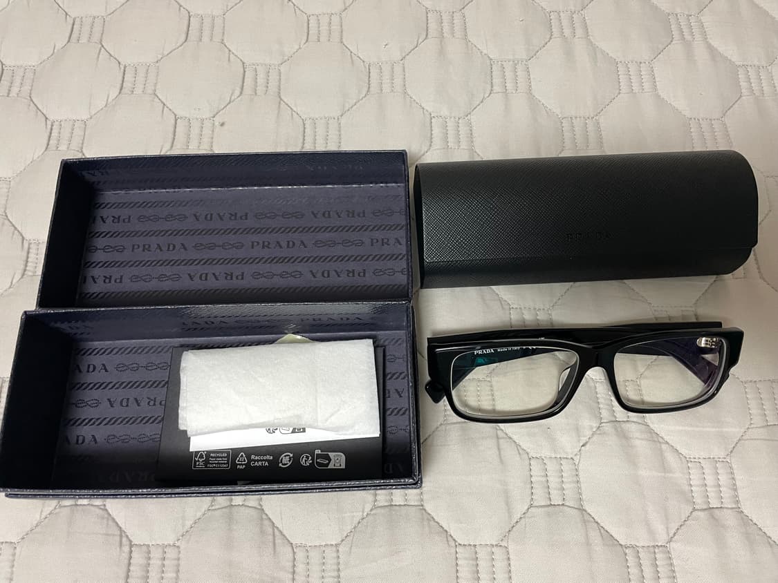 프라다 안경 상품이미지2