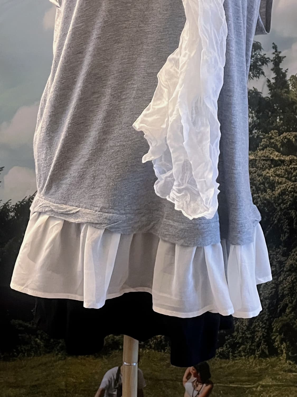 hem frill detail gray sleeveless dress 상품이미지3