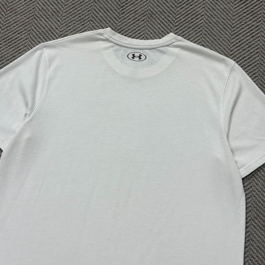 언더아머 빅로고 반팔티 v2937 상품이미지4