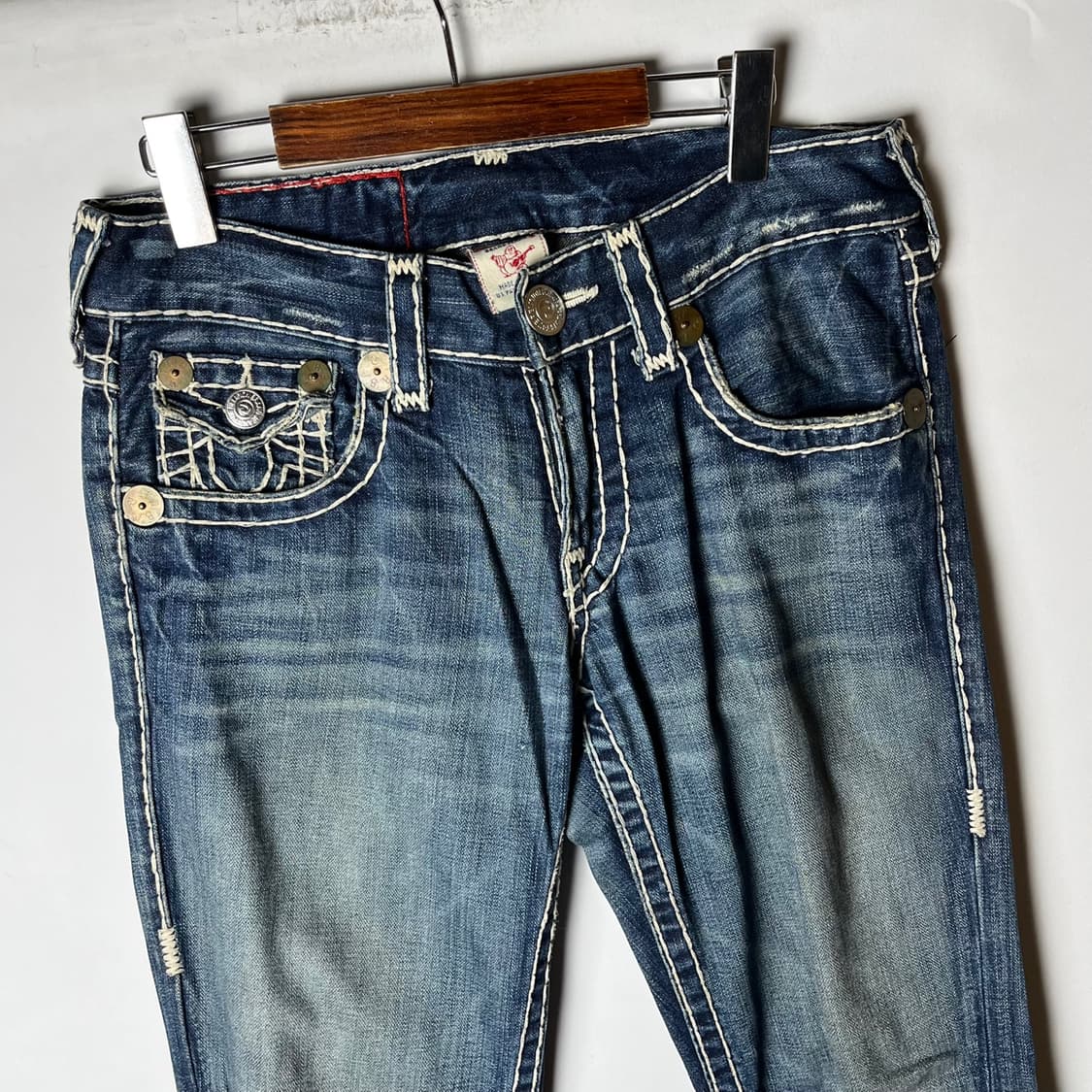 [True Religion] 트루릴리전 조이 수퍼T 플레어 데님팬츠 상품이미지3
