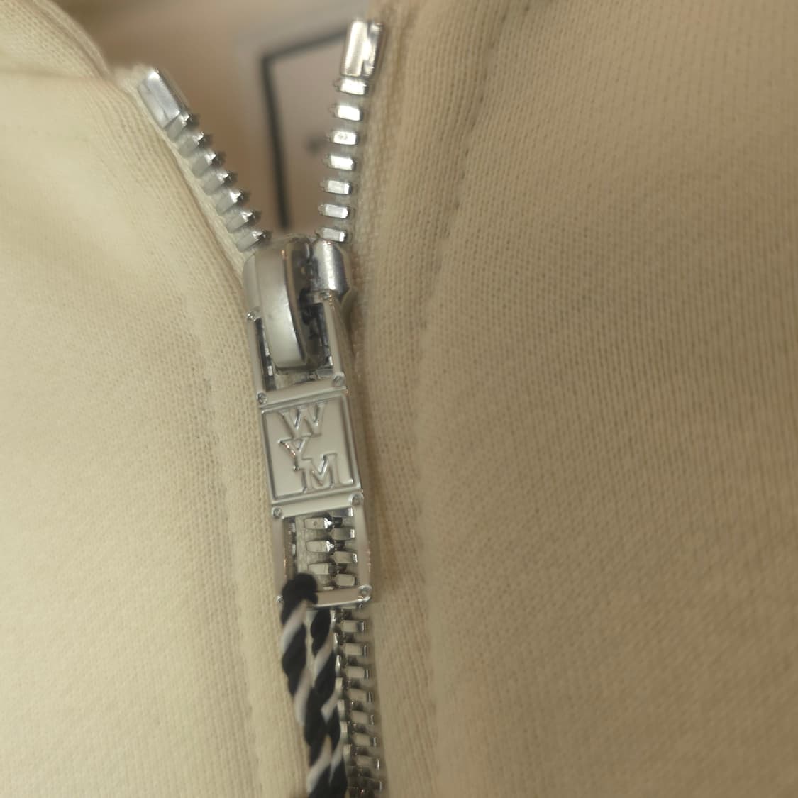 [중고/정품] 우영미 백로고 후드 집업 / W241TS47733I 상품이미지5