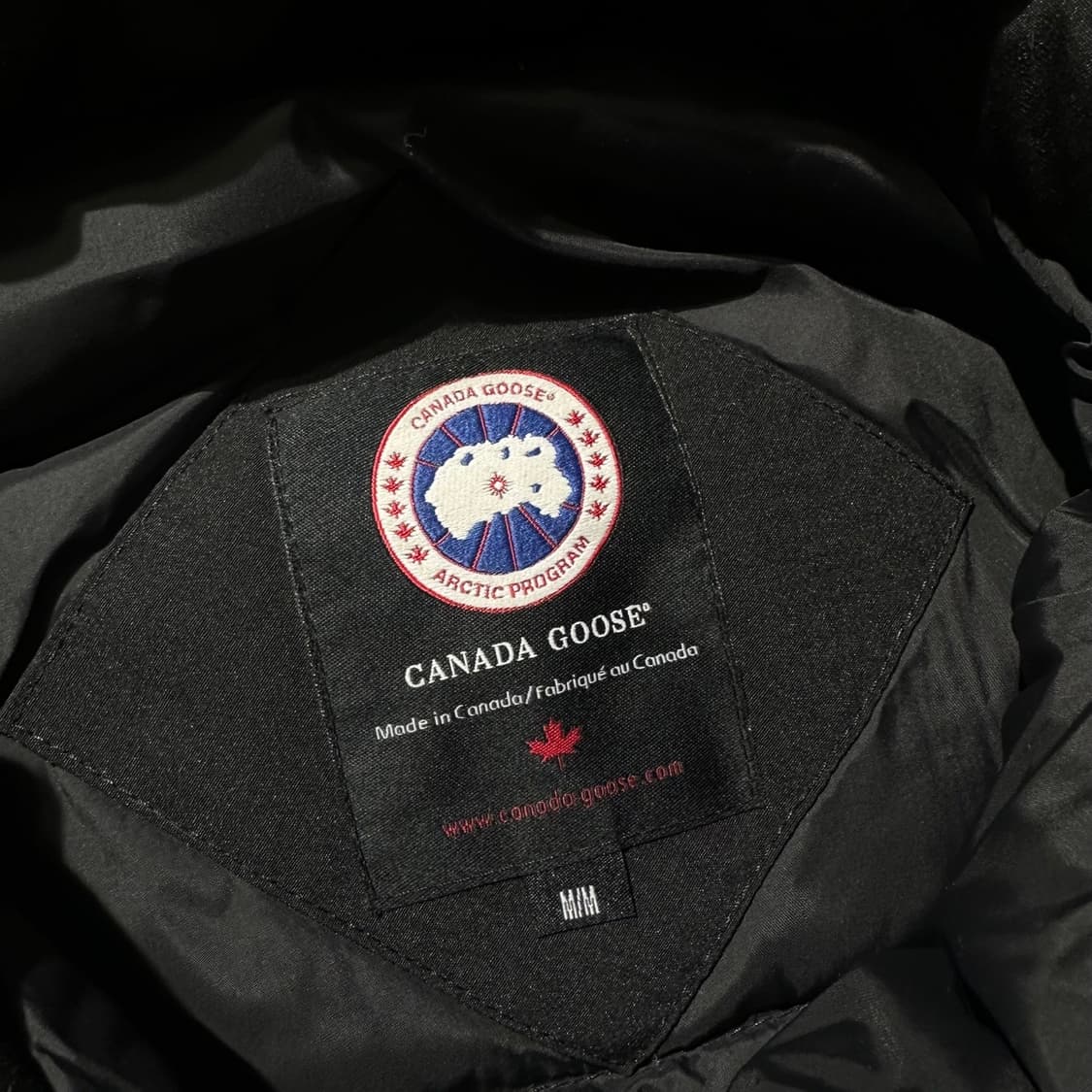 (매장판) 캐나다구스 밴프 다운 패딩 파카 블랙 상품이미지4