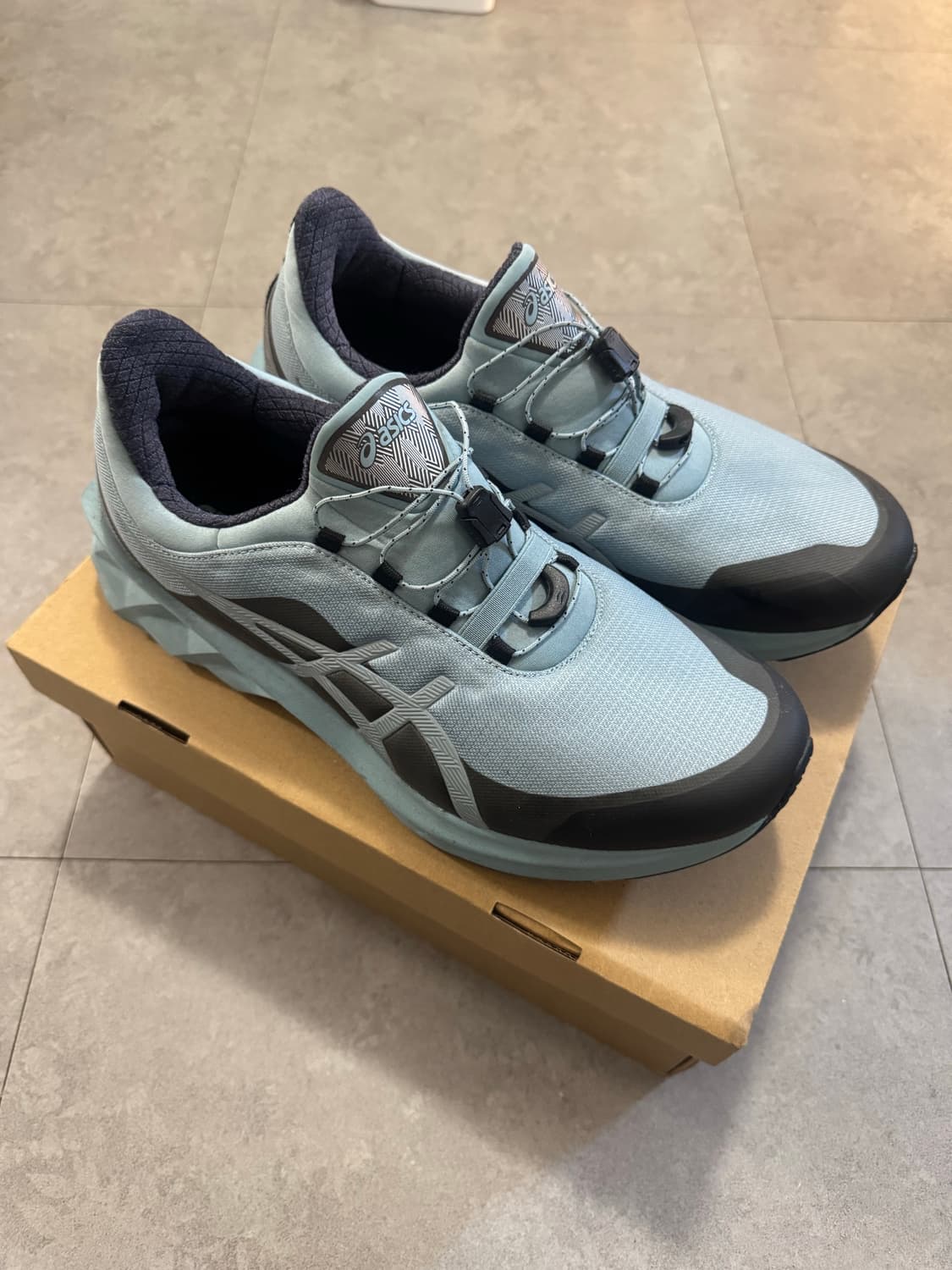 [280] 아식스 노바블라스트 새상품급 상품이미지1