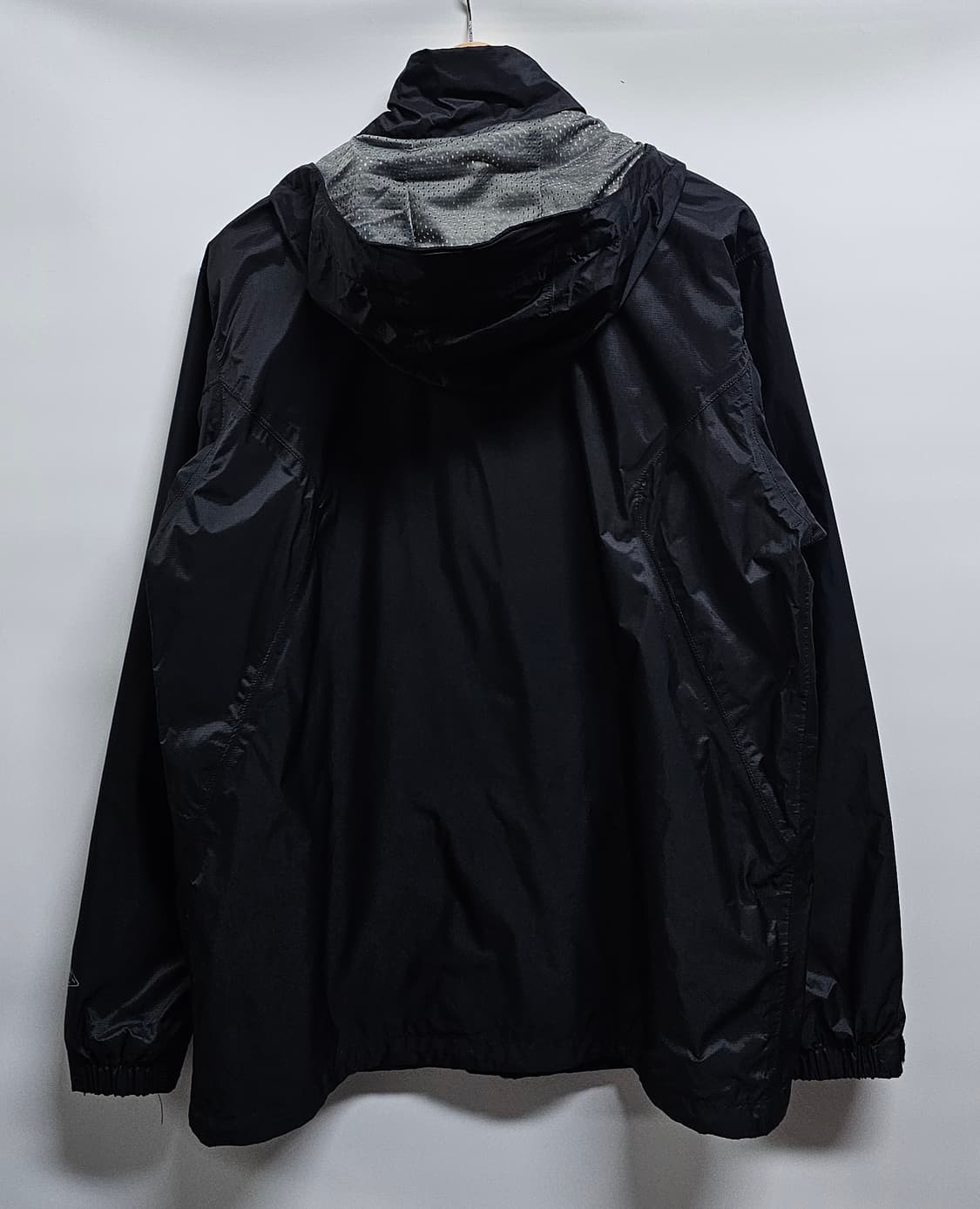 컬럼비아 옴니히트 후드 바람막이 L(XL가능) 상품이미지2