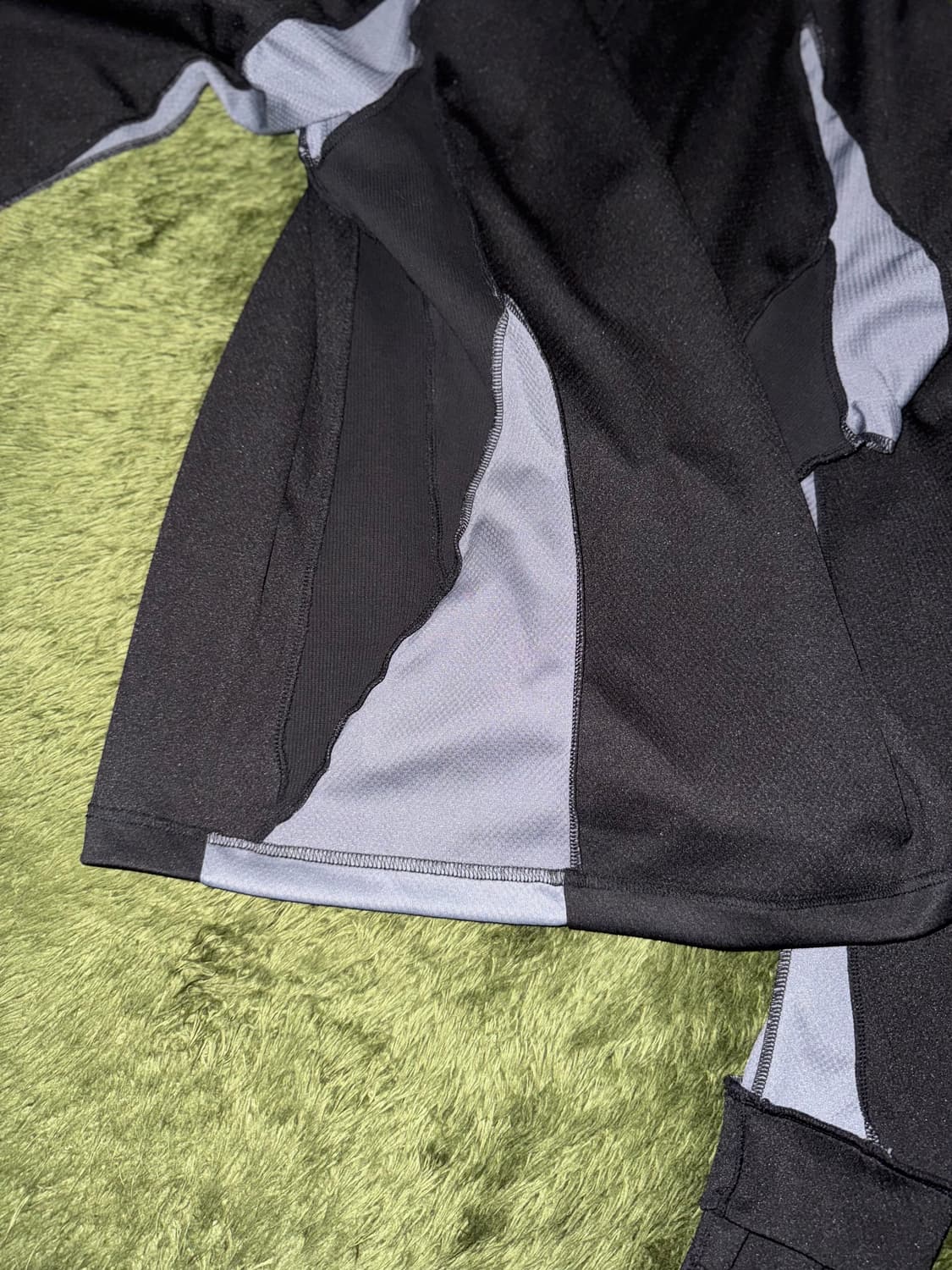 [3] HYEIN SEO 혜인서 인사이드 아웃 패널 디테일 하프 집업 상품이미지7