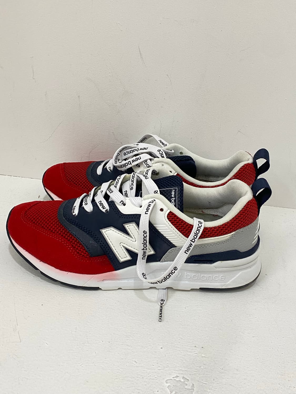 뉴발란스 CM997HEA 스니커즈  상품이미지4