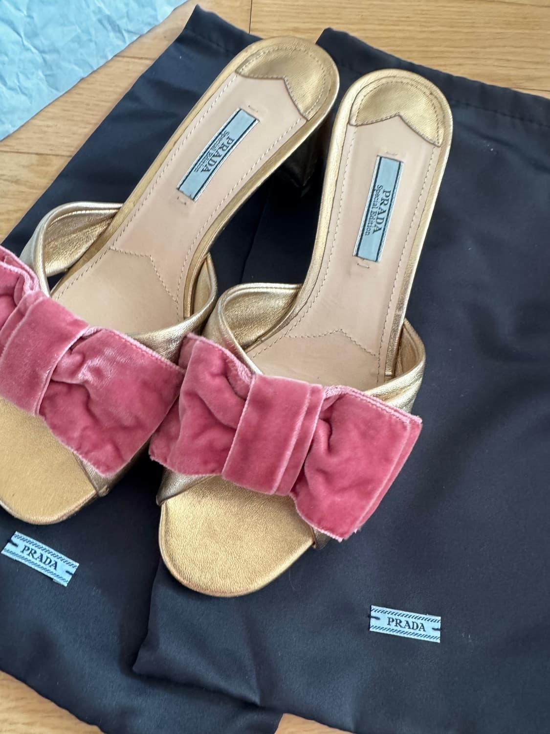 프라다  벨벳리본 샌들 상품이미지2