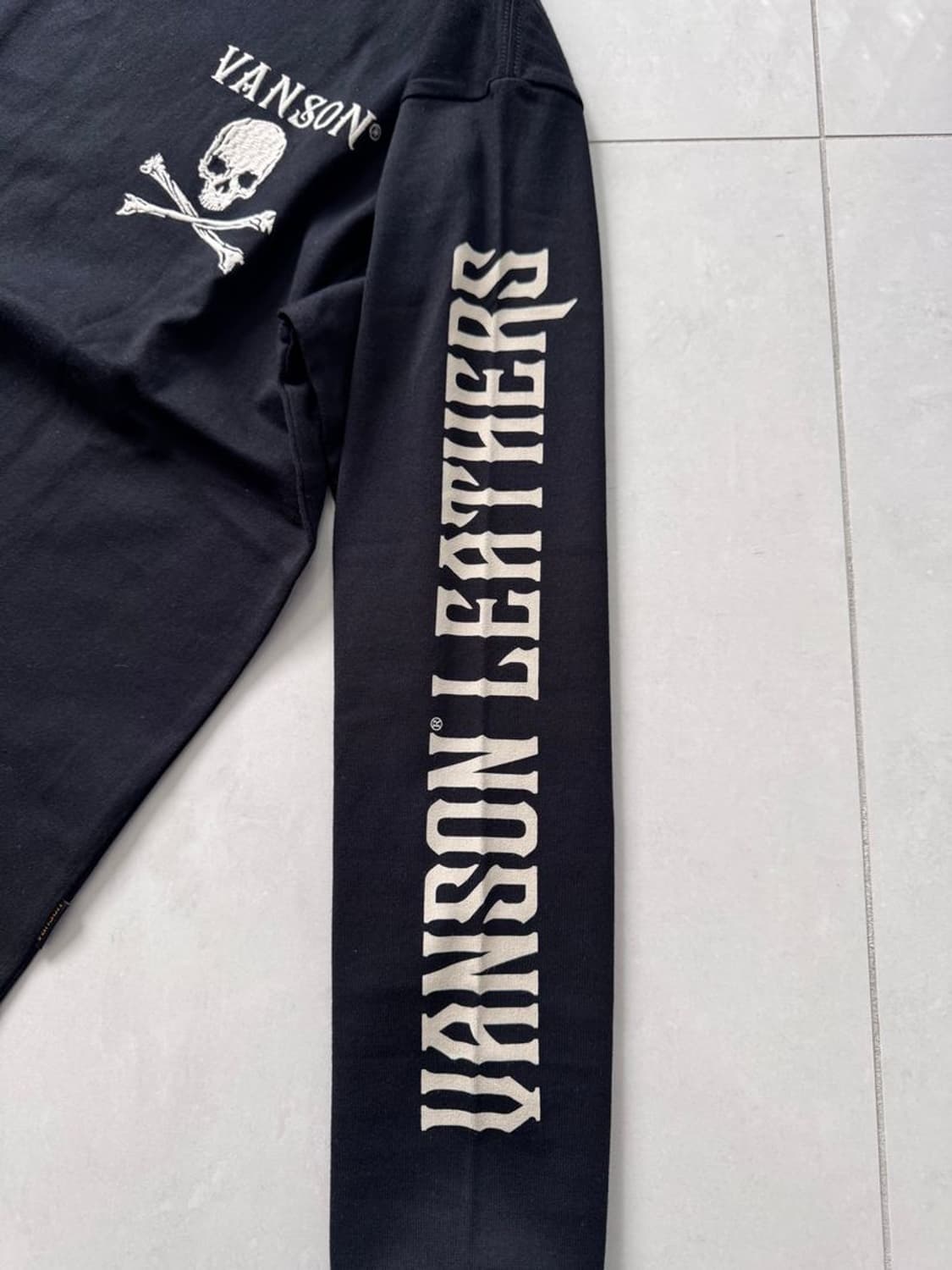 LOGO LONG SLEEVE 스컬 로고 긴팔 NVLT-2503 상품이미지7