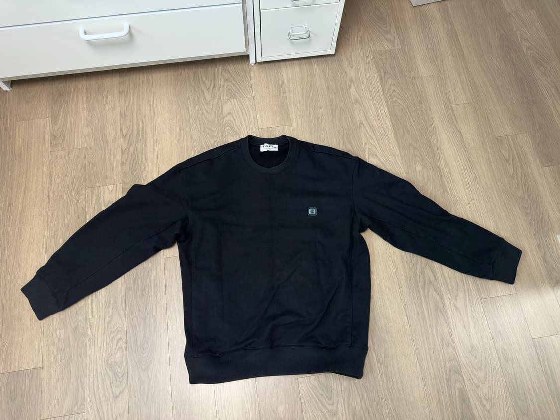 솔리드 옴므 백로고 맨투맨 상품이미지1