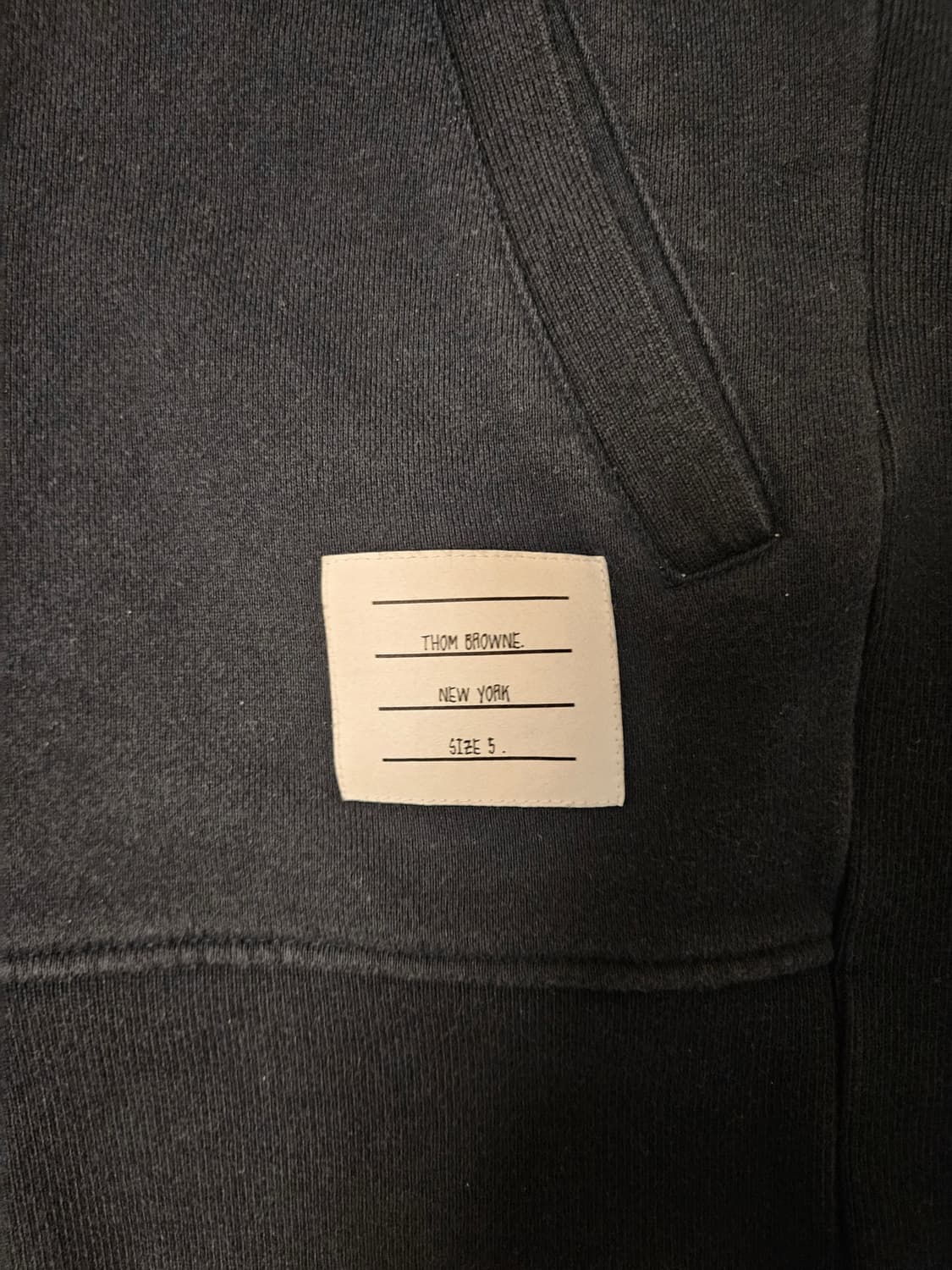 톰브라운 4선 후드집업 네이비 색상 5 사이즈 판매합니다! 상품이미지4