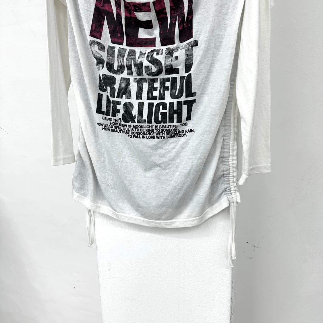 Drape lettering shirring long sleeve 상품이미지4