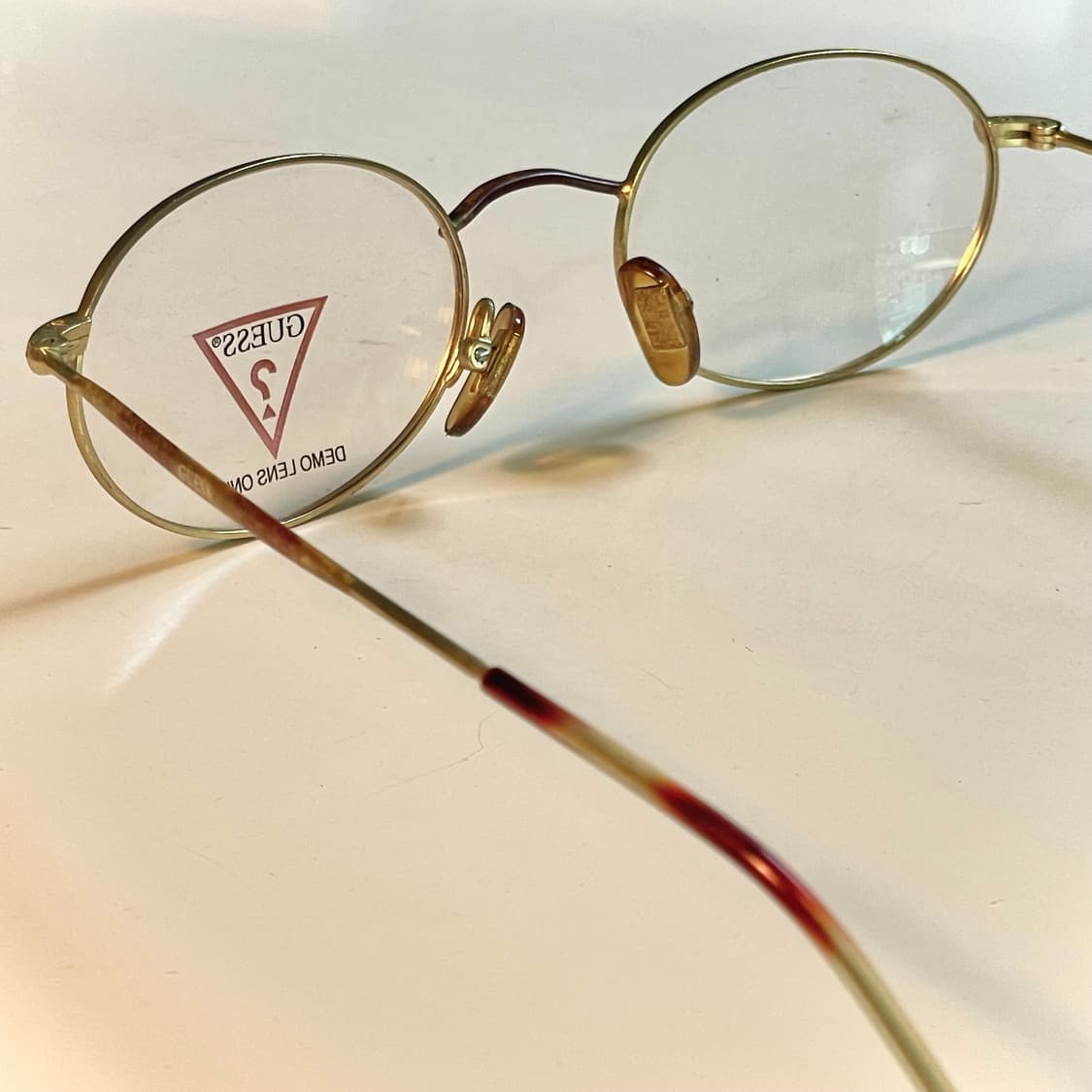 GUESS 게스 빈티지 안경 판매합니다 상품이미지3