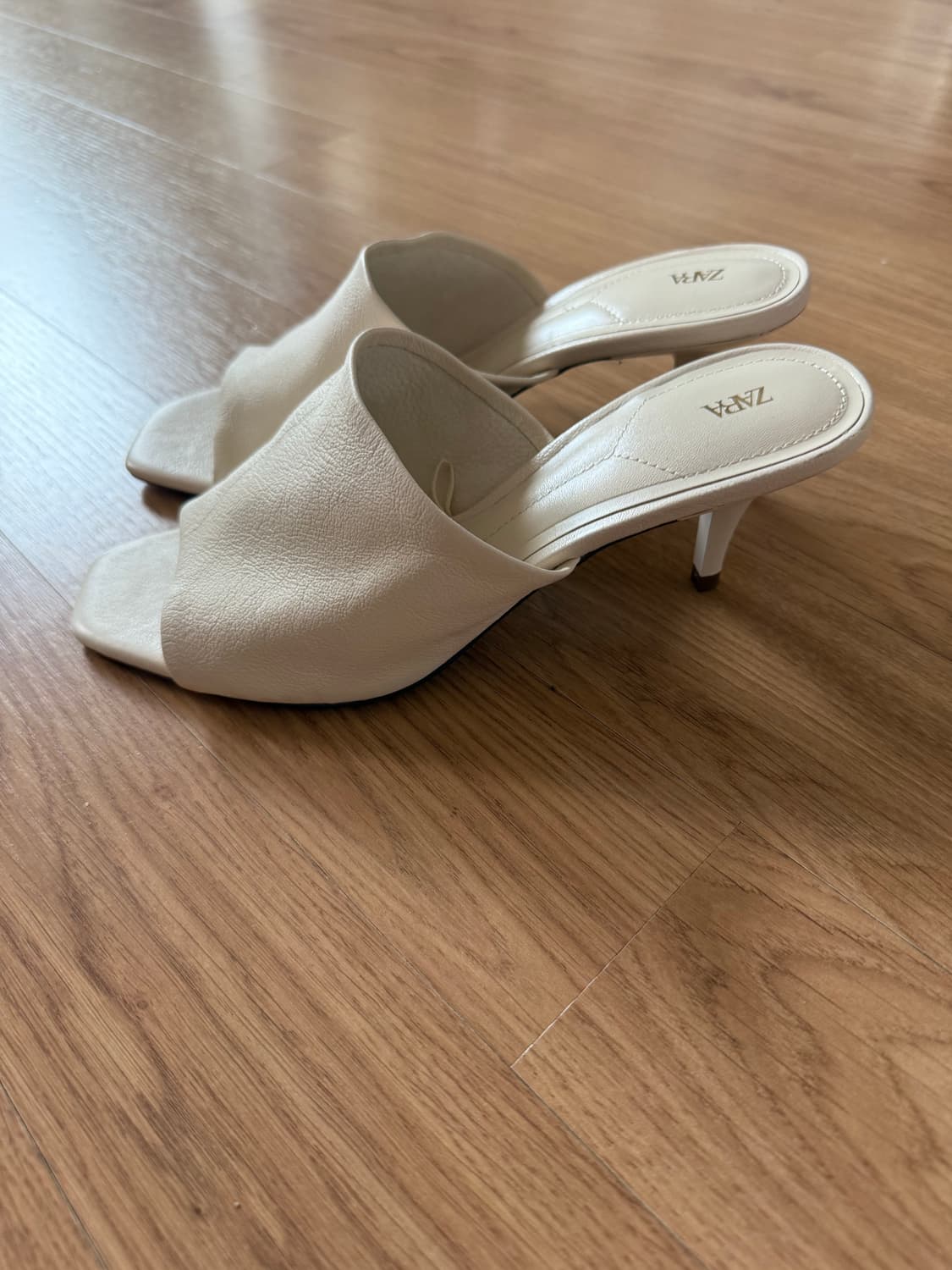 자라 Zara 아이보리 뮬 38 상품이미지1