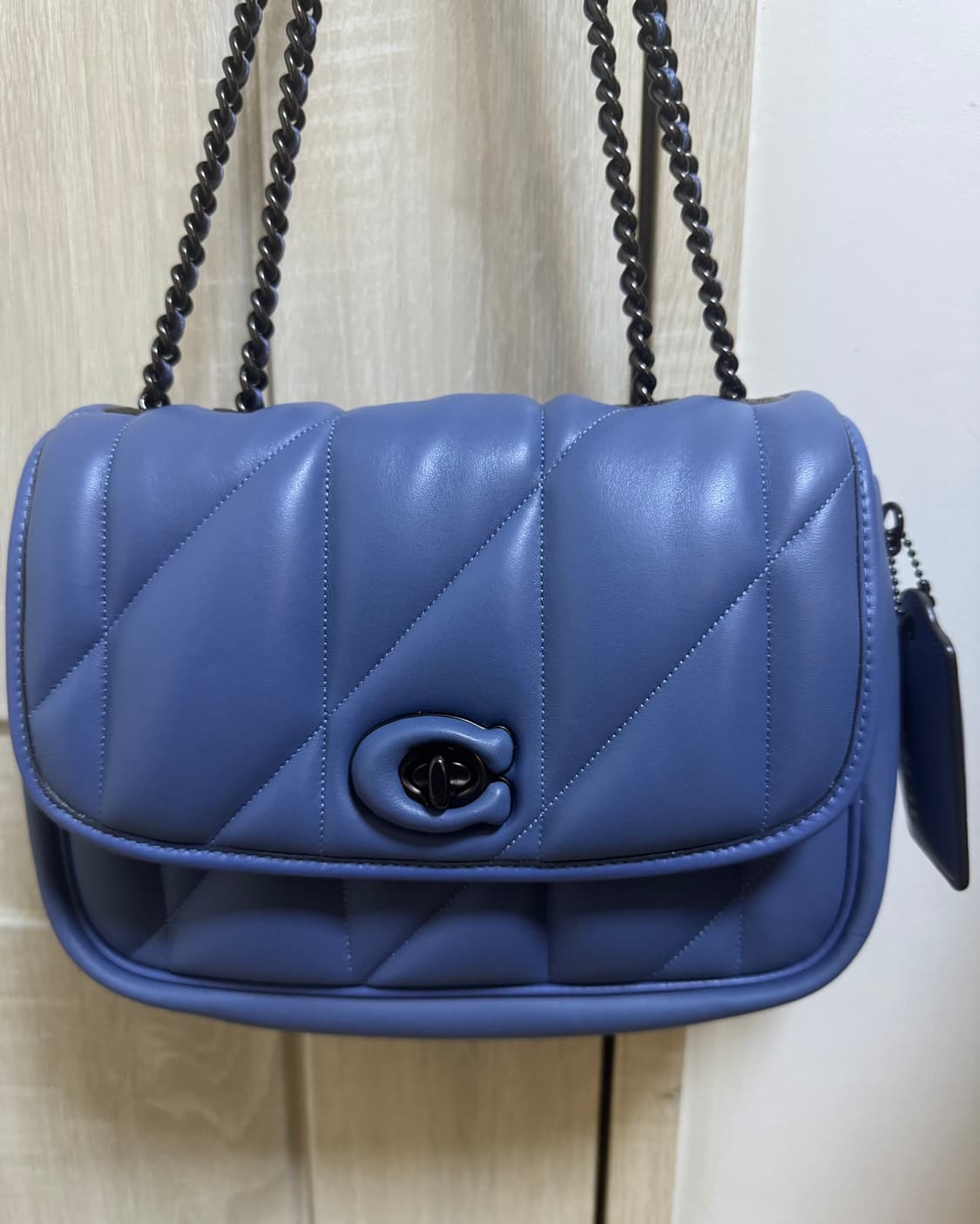 코치 매디슨 퀼팅 필로우 상품이미지2