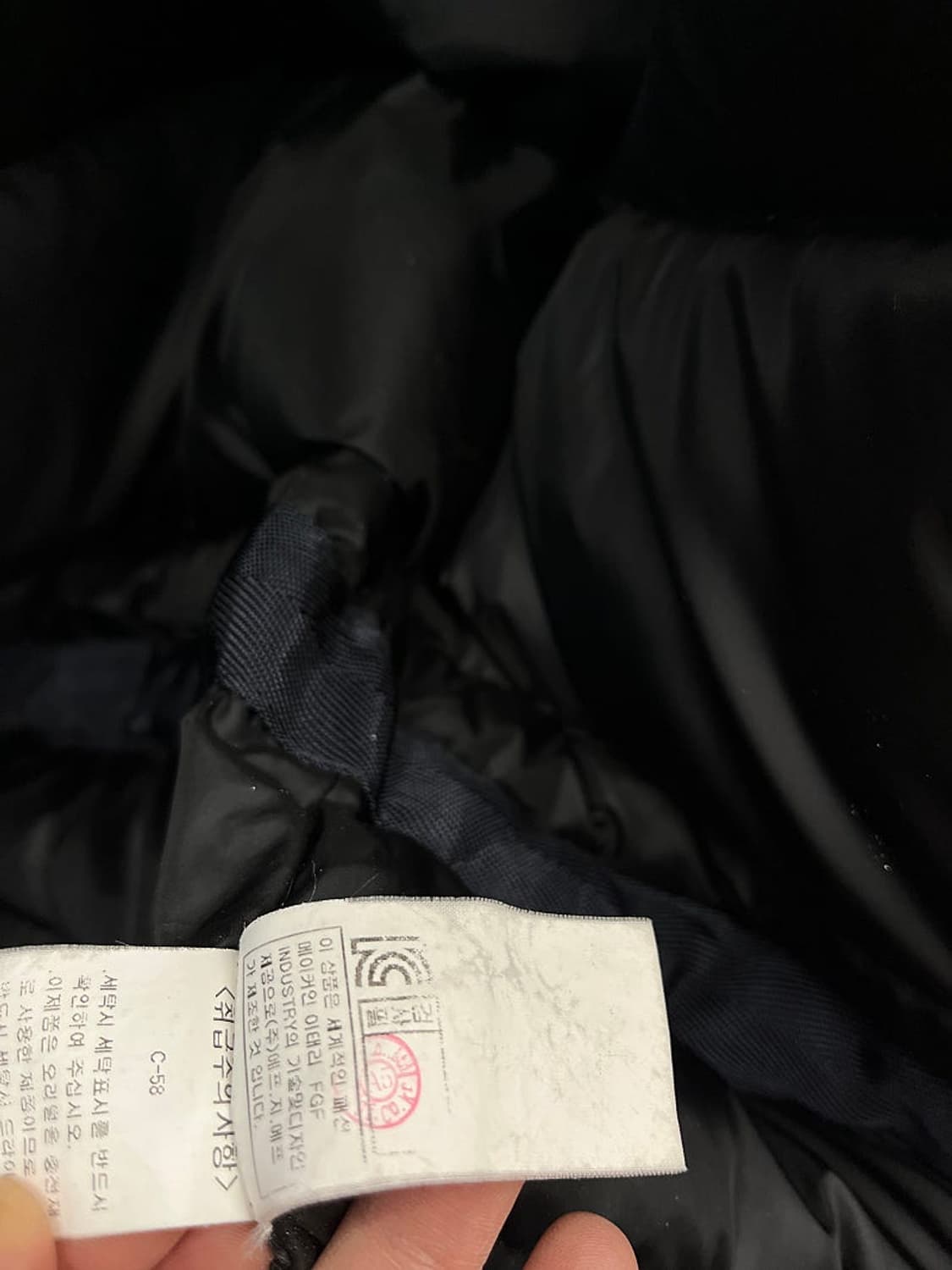 100) CP컴퍼니 고글 나일론 하프다운  상품이미지5