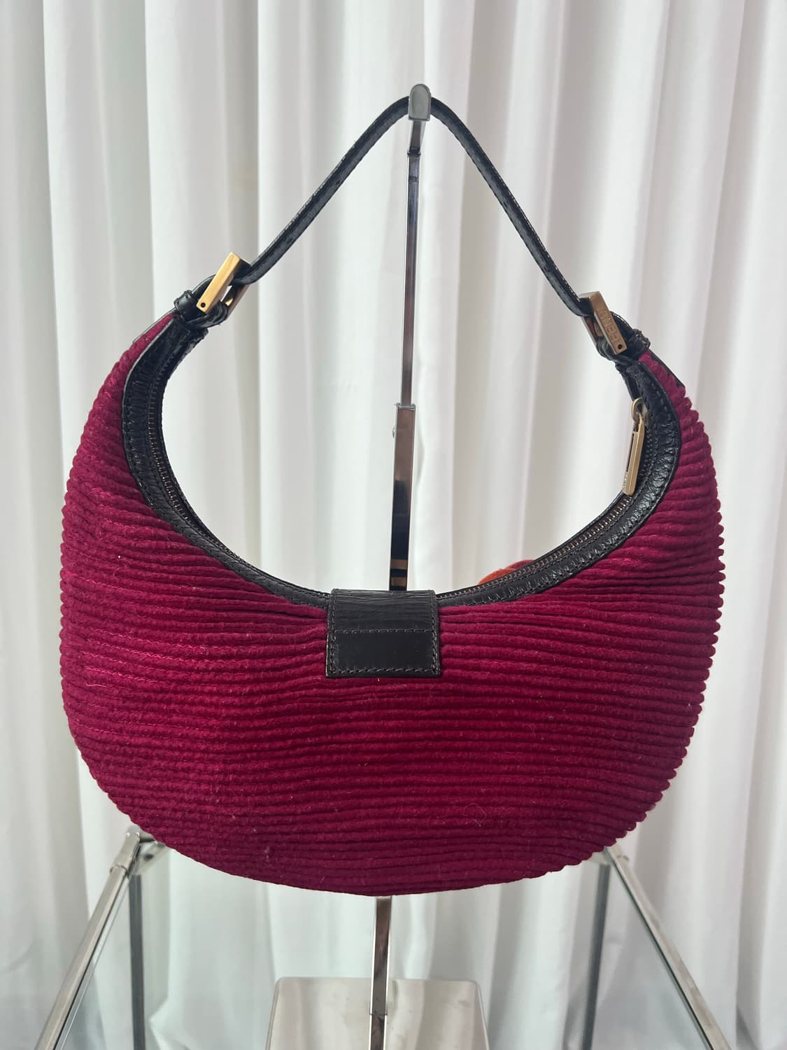 펜디 바게트 크루아상 플라워 아플리케 백 상품이미지4