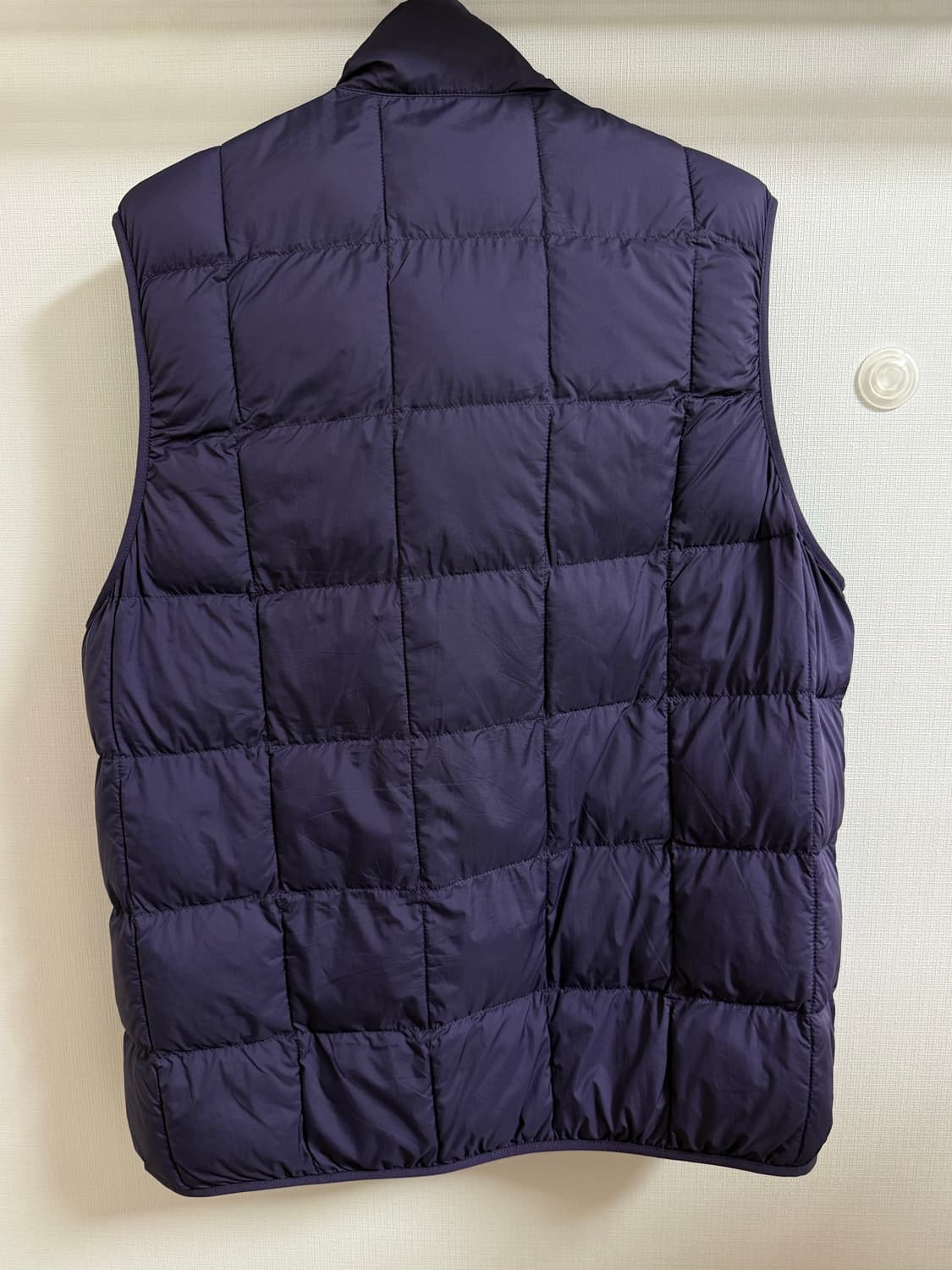 유니클로 퍼프테크 패딩베스트 퍼플 상품이미지3