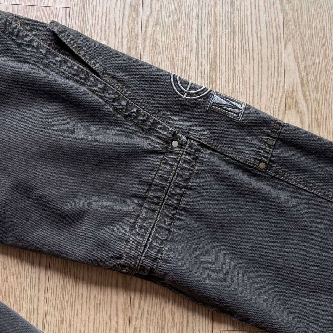 플라스틱프로덕트 H-ZIP POCKET PANTS (ASPHALT) 상품이미지6