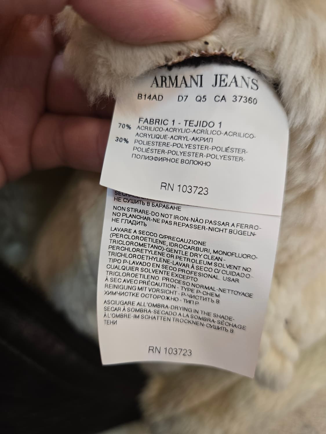 아르마니 진스(AJ) 여성용 페이크퍼 무스탕 상품이미지7