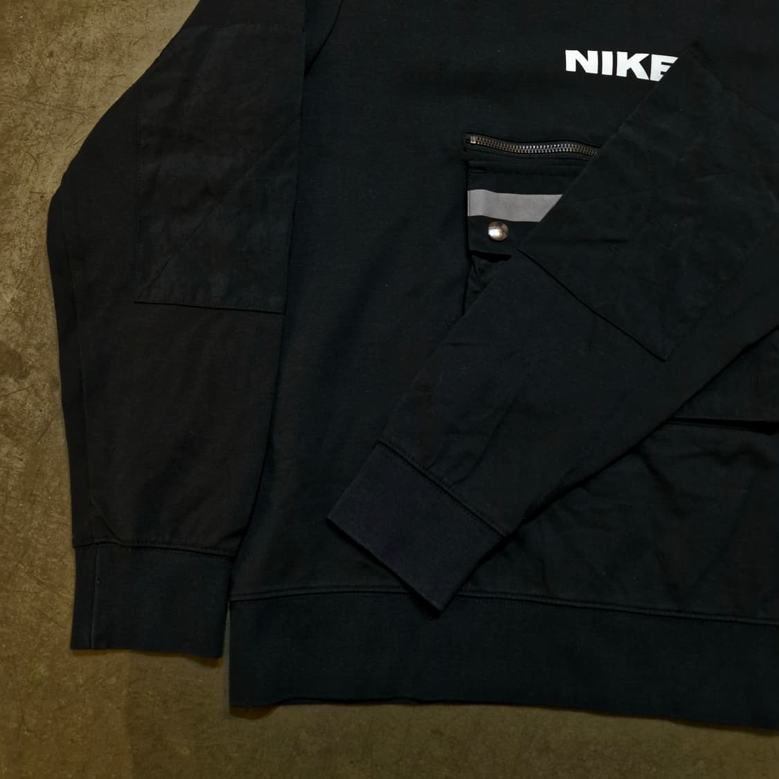 나이키 NSW 시티 메이드 스포츠 리플렉티브 크루넥 맨투맨 M 상품이미지3