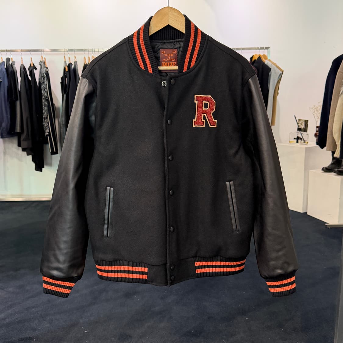 [F] 라이즈 1주년 바시티 자켓 상품이미지1