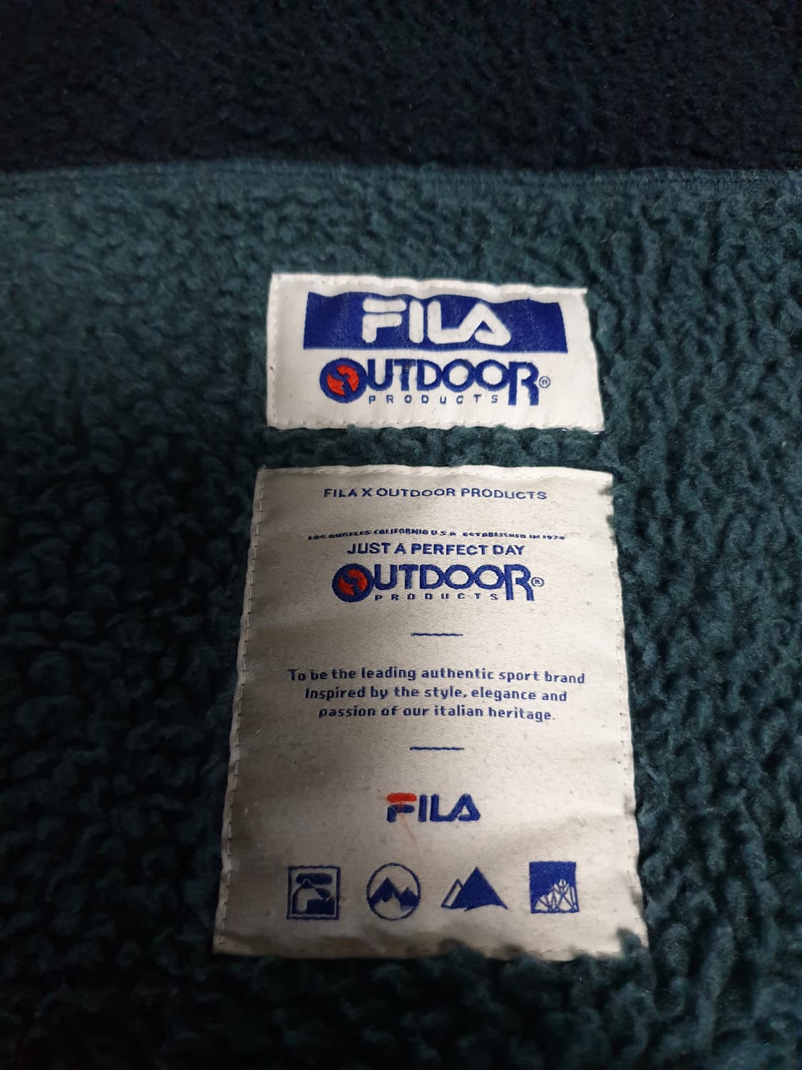 (협업제품)아웃도어프로덕츠x휠라 보아 플리스 집업자켓 네이비 그린 (M) 상품이미지2