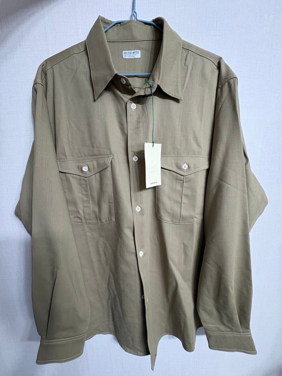 무신사 비헤비어 베이지셔츠 상품이미지1