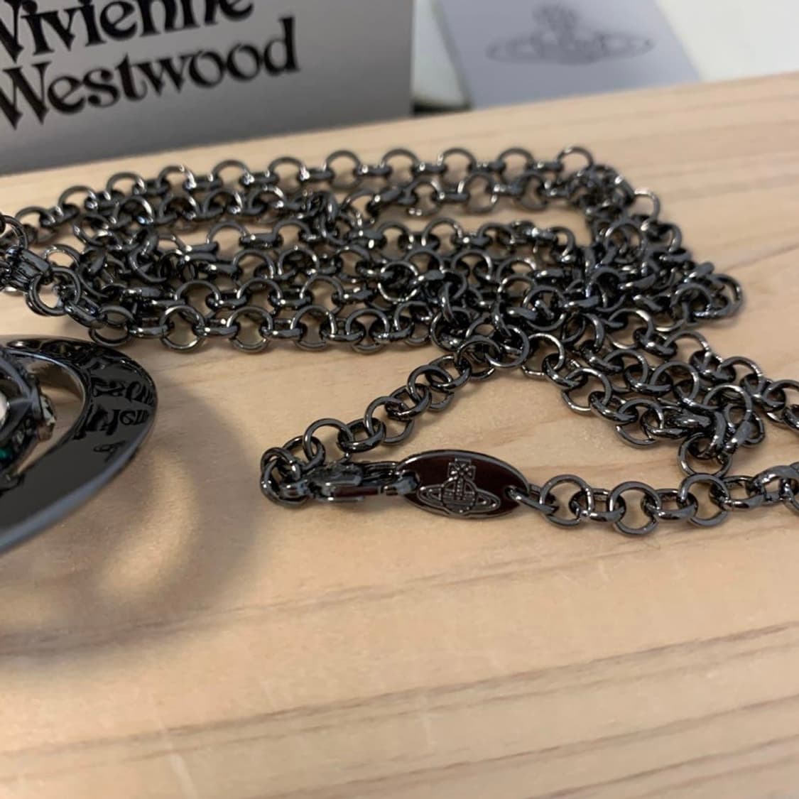 비비안웨스트우드 아카이브 멀티컬러 크리스탈 빅 orb 팬던트 목걸이 상품이미지4