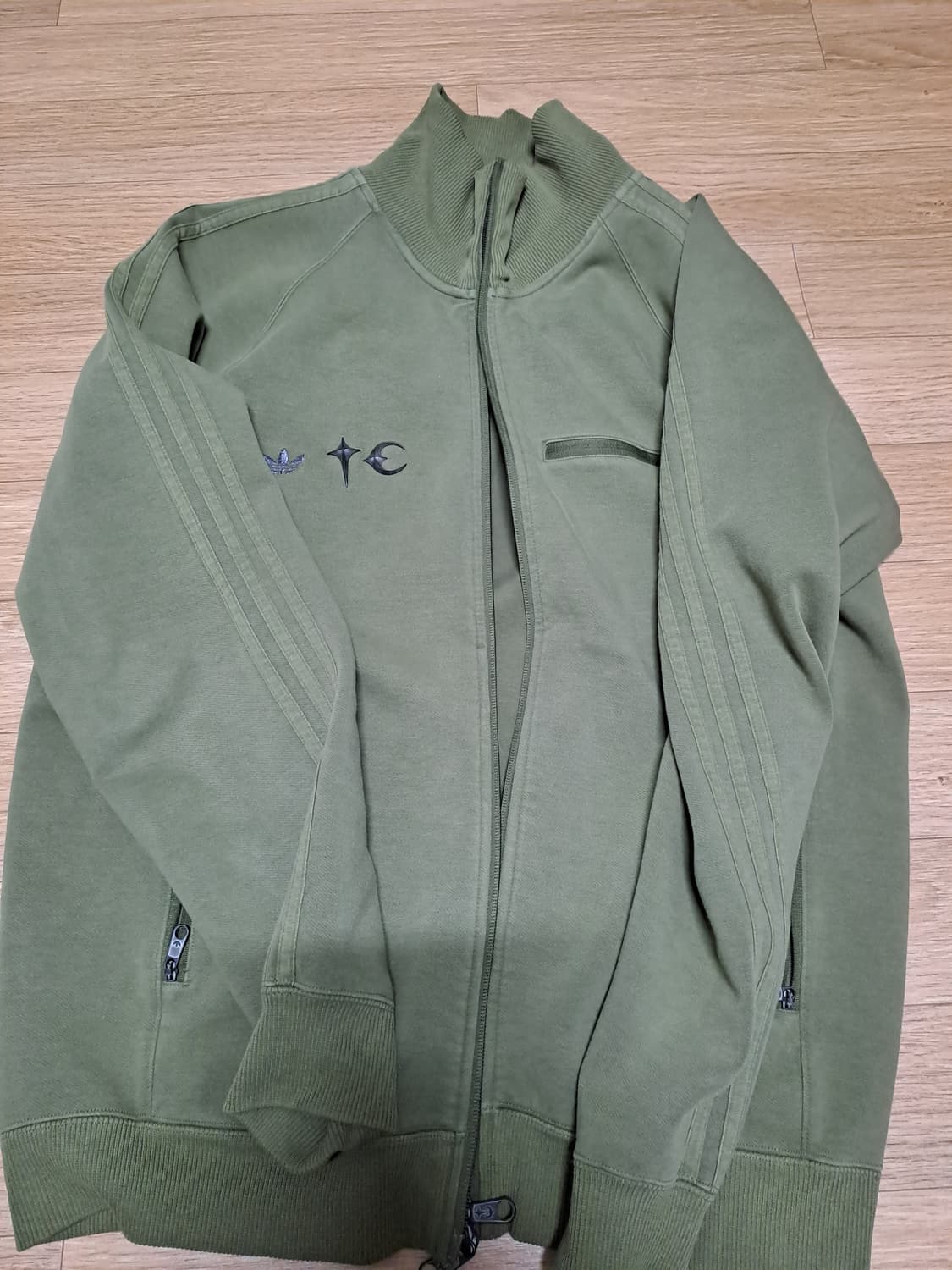 떠그클럽 아디다스 져지 팝니다 상품이미지1